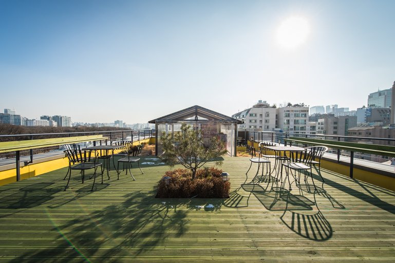 Food & Drinks 2, Hostel Korea 11th-Chang Deok Gung, Jongno