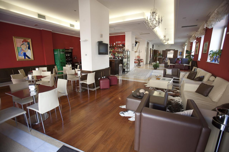 Food & Drinks 5, La Chicca Palace Hotel, Messina