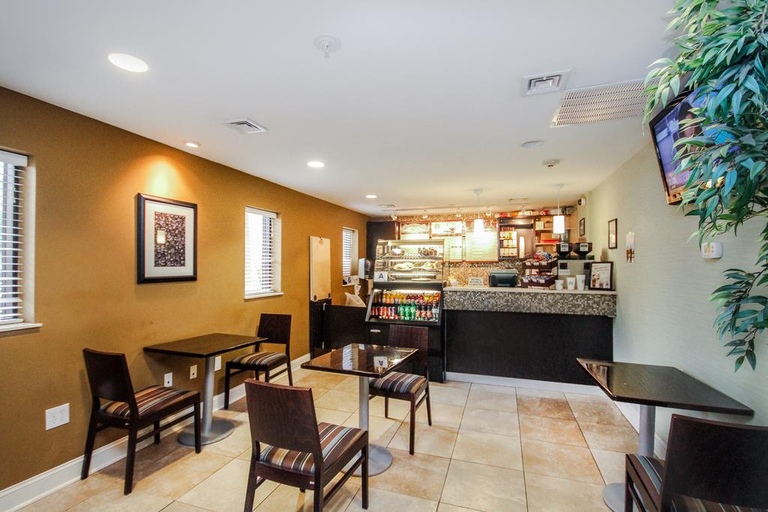 Food & Drinks 5, Hilton Grand Vacations Club Anderson Ocean Myrtle, Horry