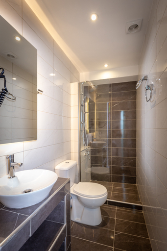 Bathroom, Ionian City, Ionian Islands