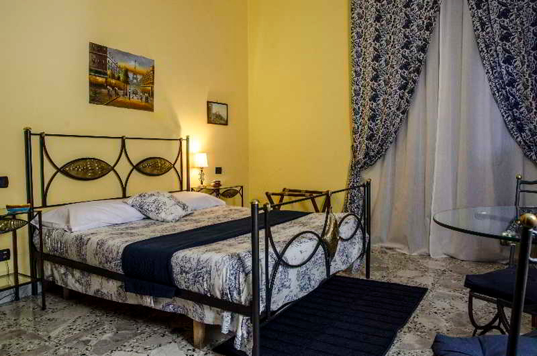 Bedroom 2, Backpacker Naples, Napoli