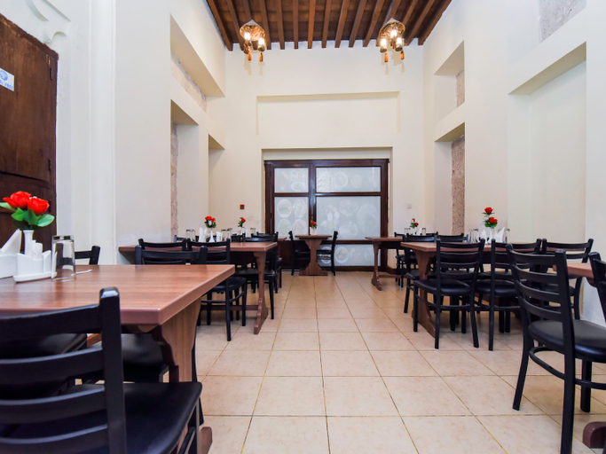 Food & Drinks 3, Lumbini Dream Garden Guest House Llc, Dubai