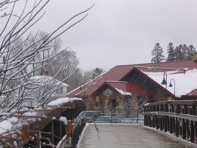 Exterior & Views 2, Country Inn & Suites By Radisson Chippewa Falls Wi, Chippewa