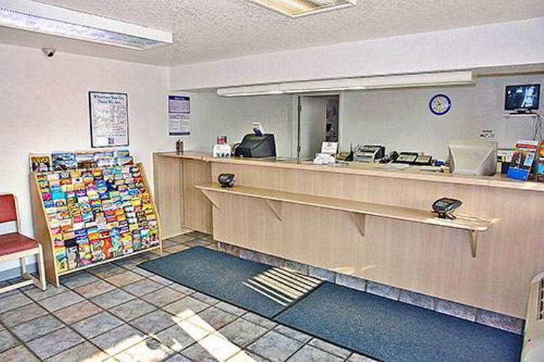 Public Area, Motel 6 Denver Central, Denver