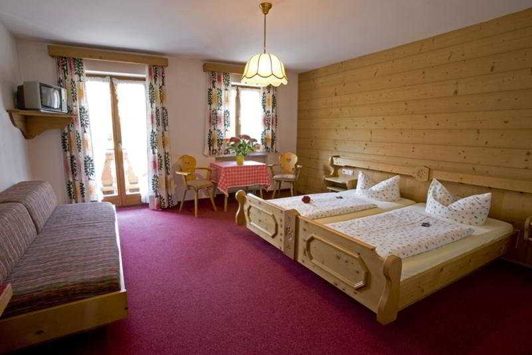 Bedroom 2, Landgasthof Kirchmayer, Garmisch-Partenkirchen