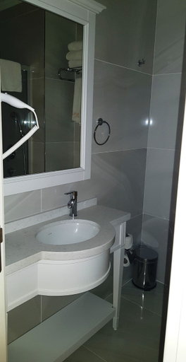 Bathroom 4, Grand Marcello Hotel, Fatih