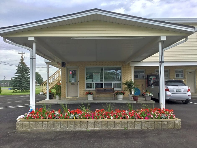 Exterior & Views 4, Milan Garden Inn, Niagara