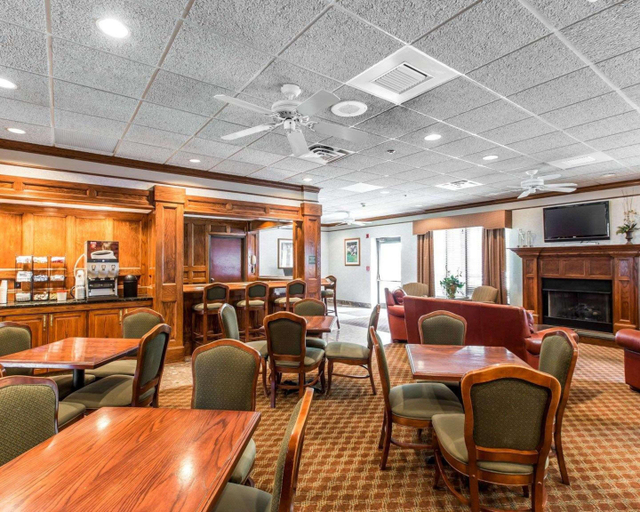 Food & Drinks 5, Comfort Inn Pinehurst - Southern Pines, Moore