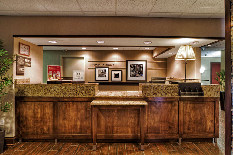 Public Area, Hampton Inn Marion, McDowell