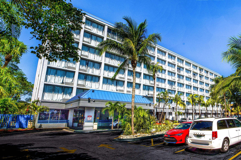 North Miami Beach Gardens Inn & Suites, Miami-Dade