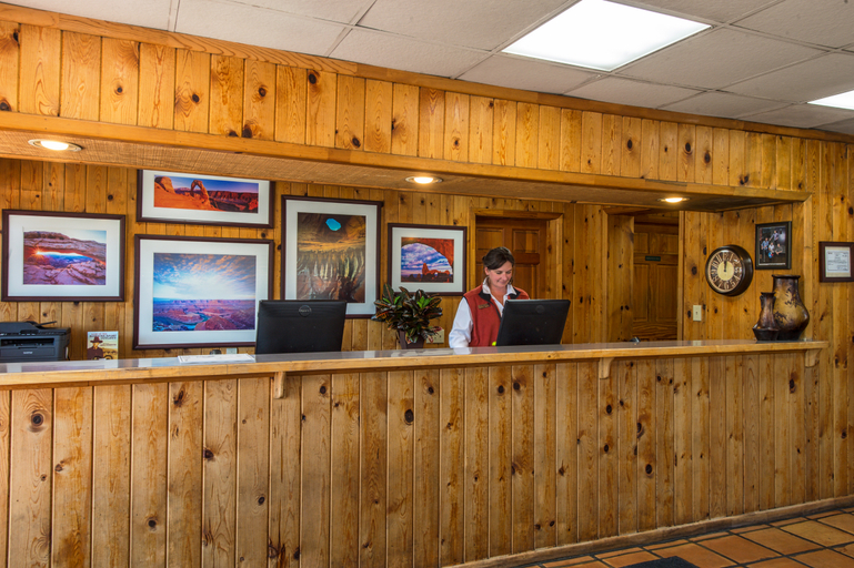 Public Area 2, Big Horn Lodge, Grand