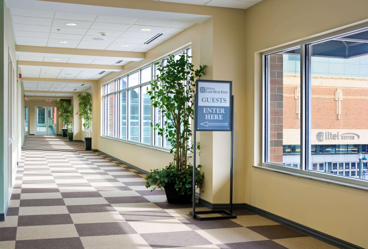 Public Area 2, Hilton Garden Inn Mankato Downtown, Blue Earth