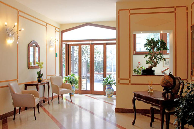 Public Area 2, Hotel Florida, Napoli