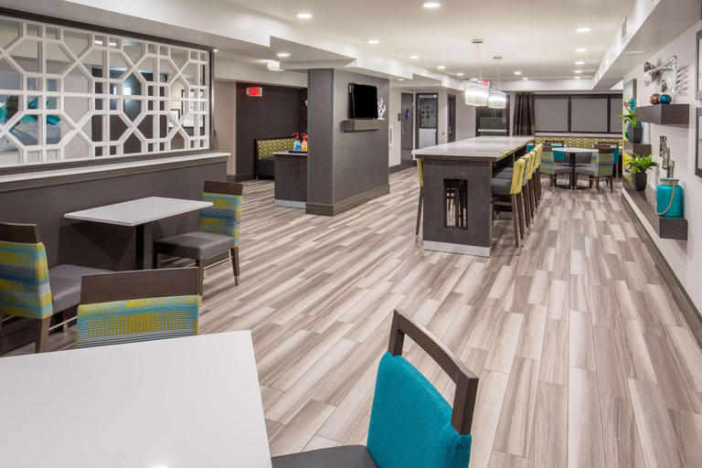 Public Area 2, Hampton Inn Monterey, Monterey