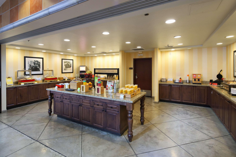 Public Area 2, Hampton Inn & Suites Tucson-Mall, Pima