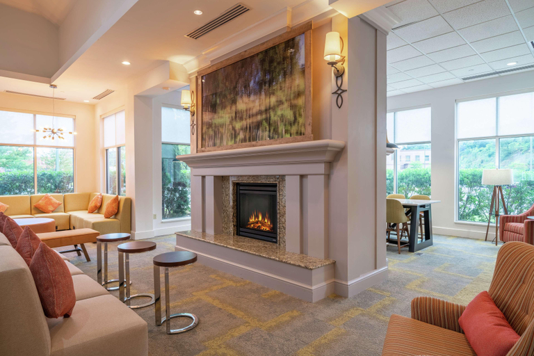 Public Area 2, Hilton Garden Inn Morgantown, Monongalia