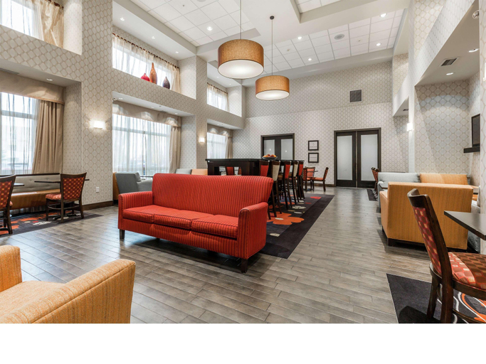 Public Area 2, Hampton Inn & Suites by Hilton Lethbridge, Division No. 2