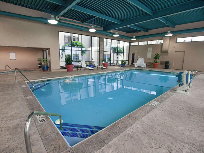Sport & Beauty 2, DoubleTree by Hilton Hotel Buffalo - Amherst, Erie