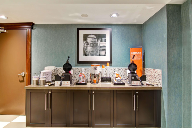Public Area 2, Hampton Inn by Hilton Sudbury, Greater Sudbury