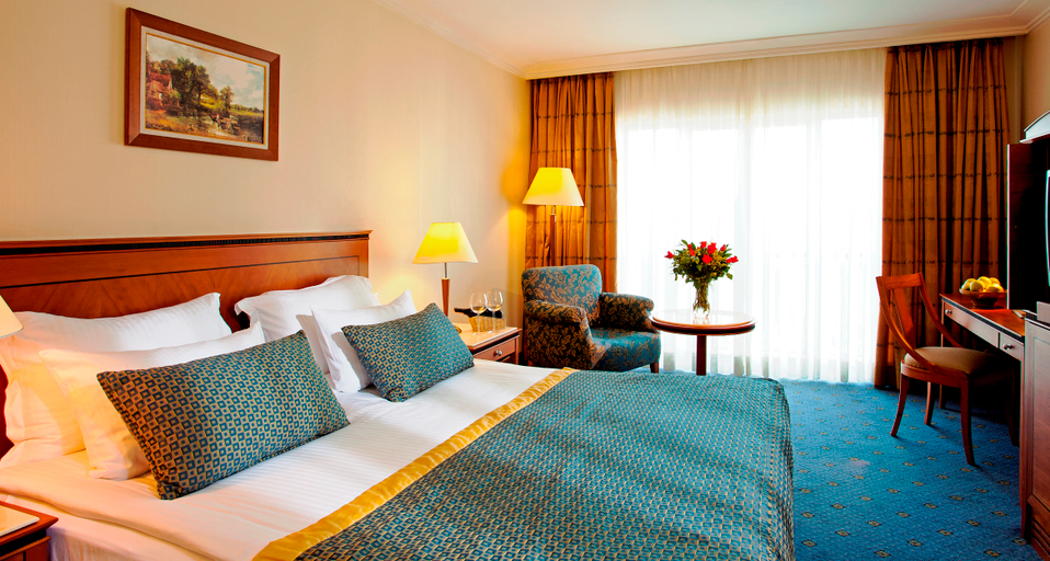 Bedroom 3, IC Hotels Airport, Antalya