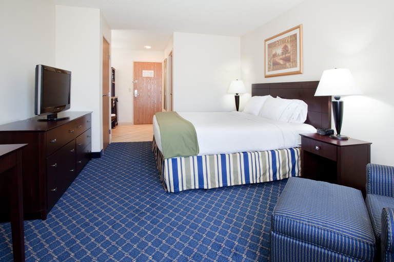 Holiday Inn Express & Suites Torrington, Goshen