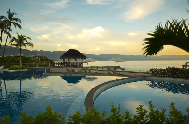 Sport & Beauty 2, Sunset Plaza Beach Resort Puerto Vallarta AI, Puerto Vallarta
