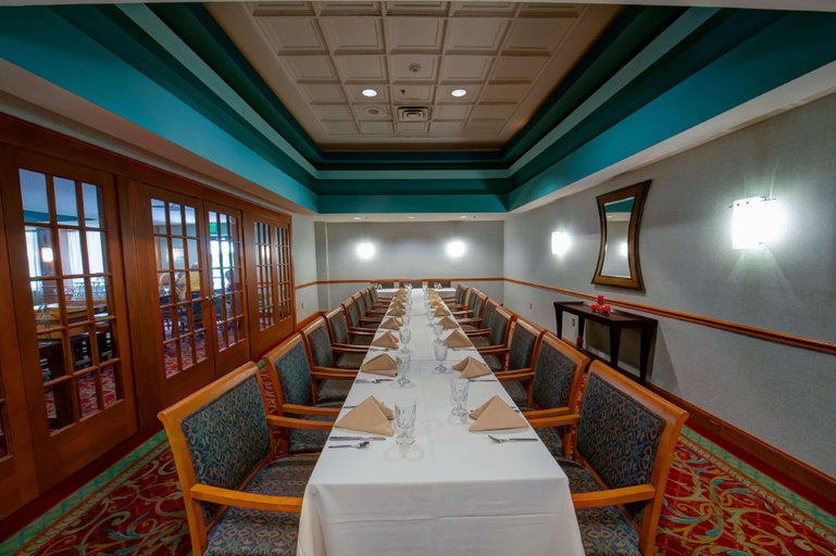 Public Area 4, DoubleTree by Hilton Baltimore North - Pikesville, Baltimore