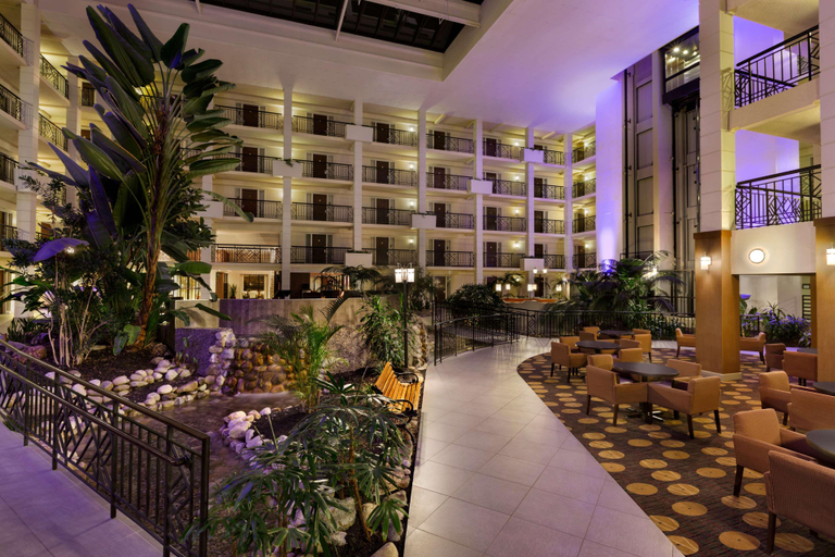 Public Area 2, Embassy Suites by Hilton Piscataway Somerset, Middlesex