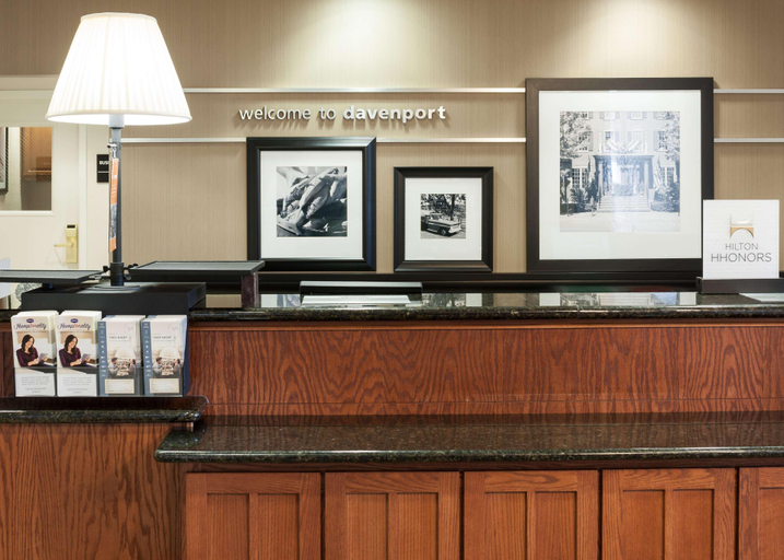 Public Area 2, Hampton Inn & Suites Davenport, Scott