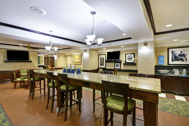 Food & Drinks 5, Hampton Inn Corpus Christi, Nueces