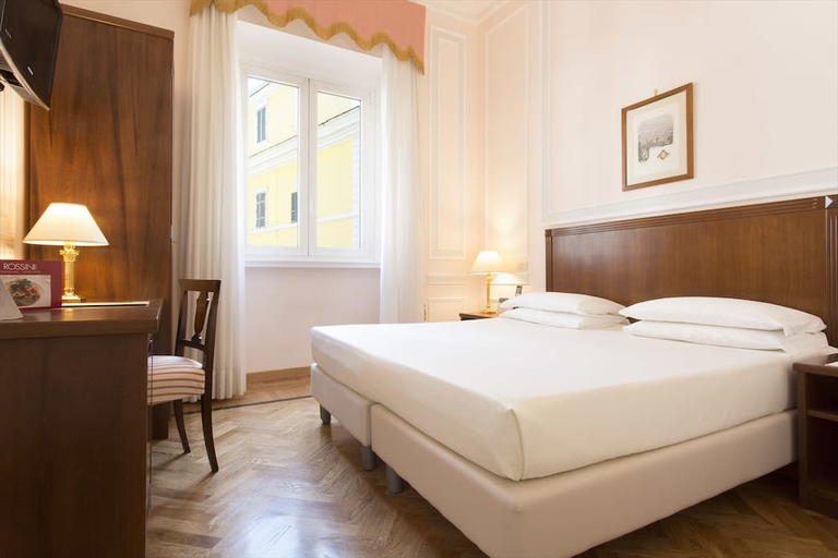 Bedroom 2, Hotel Quirinale, Rome