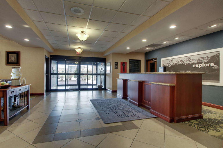 Public Area 2, Hampton Inn & Suites Denver Littleton, Jefferson