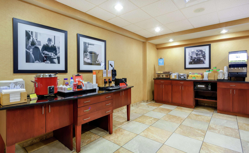 Public Area 2, Hampton Inn & Suites Port Richey, Pasco