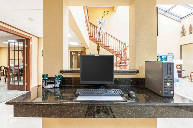 Public Area 3, Quality Inn & Suites Lafayette, Lafayette