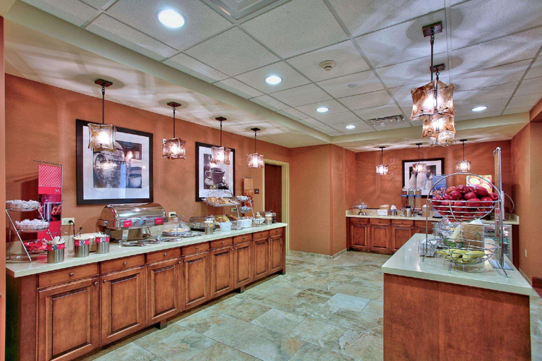 Food & Drinks 5, Hampton Inn and Suites Scottsdale at Talking Stick, Maricopa