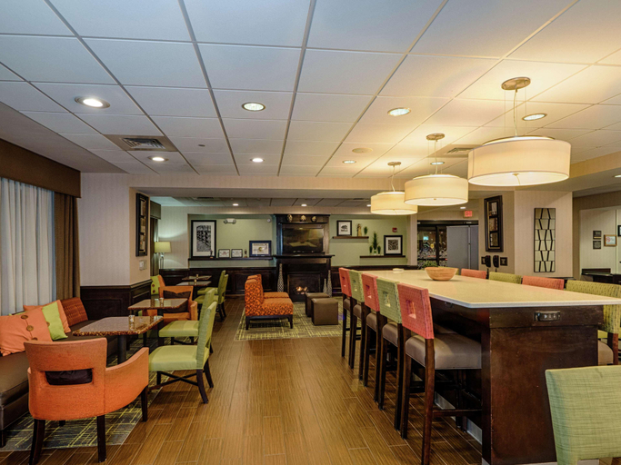 Food & Drinks 5, Hampton Inn Spring Lake - Ft. Bragg, Cumberland