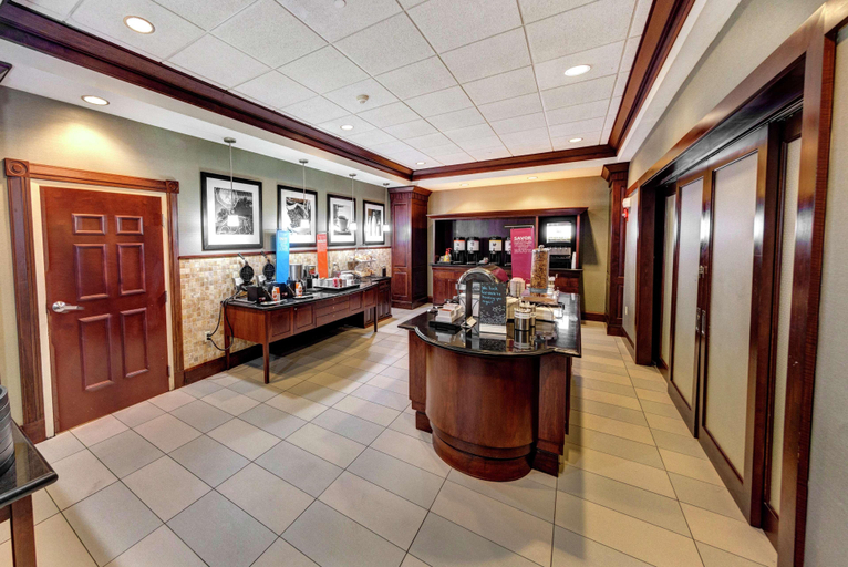 Public Area 2, Hampton Inn & Suites Chadds Ford, Delaware