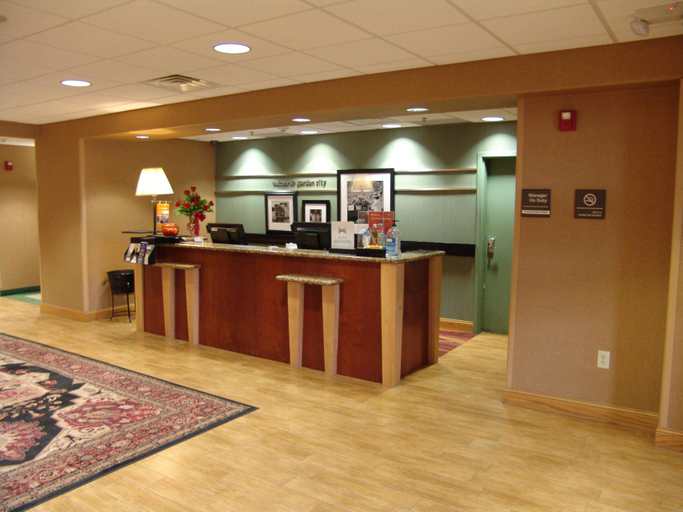 Public Area 3, Hampton Inn Garden City, Finney