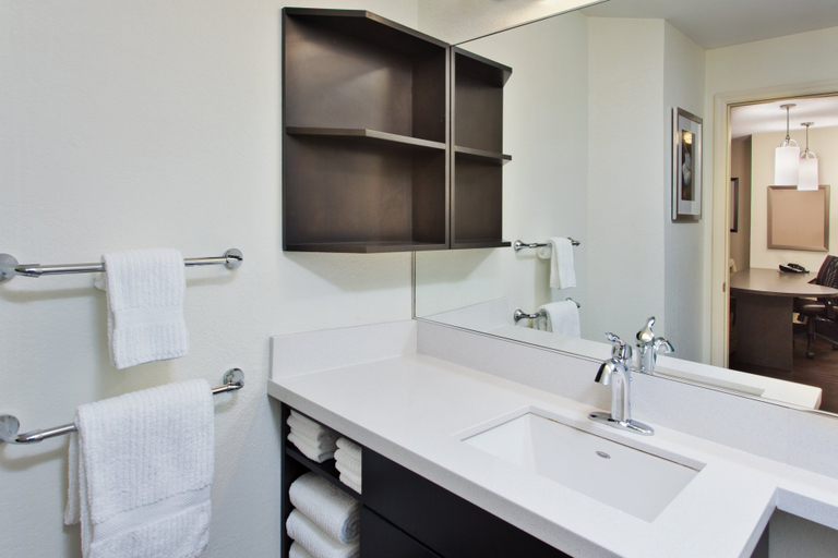 Bathroom 4, Sonesta Simply Suites Dallas Las Colinas, Irving