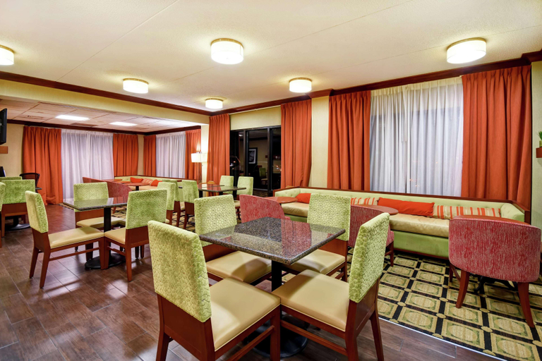 Public Area 2, Hampton Inn St. Louis/Westport, Saint Louis