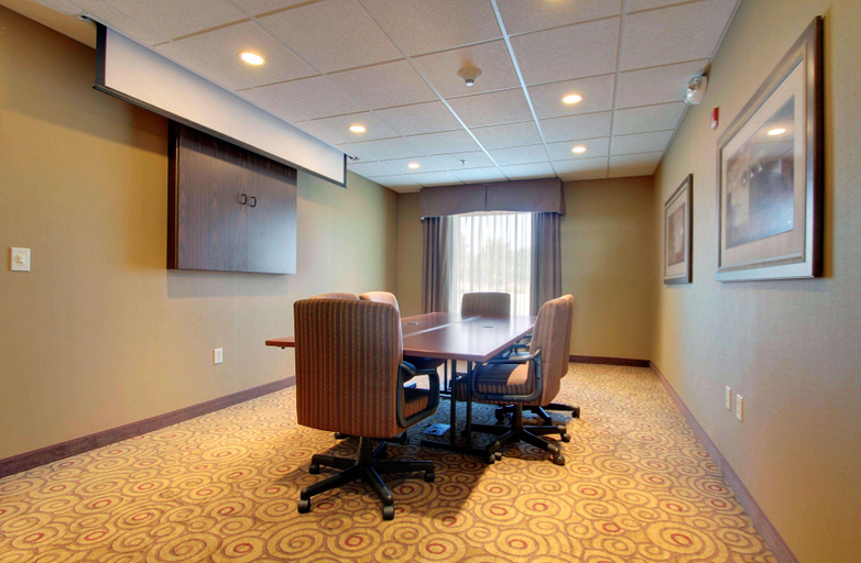 Public Area 2, Hampton Inn & Suites West Bend, Washington
