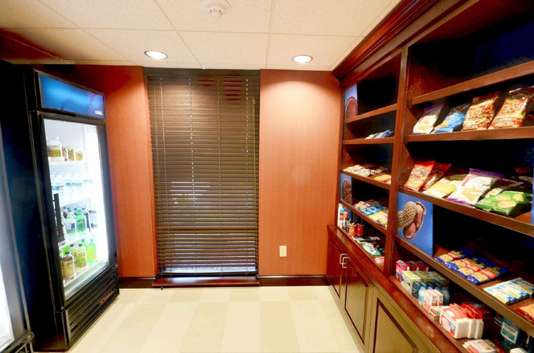 Public Area 2, Hampton Inn & Suites Tifton, Tift