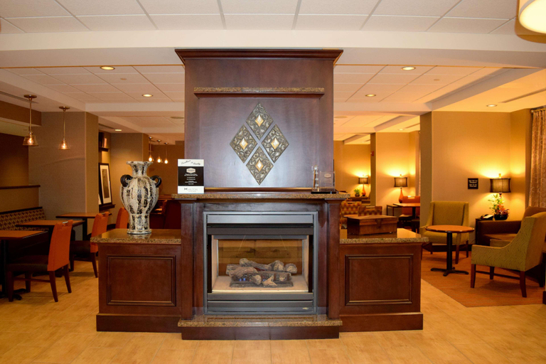 Public Area 2, Hampton Inn Bath (Brunswick Area), Sagadahoc