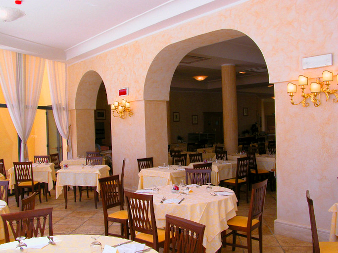 Food & Drinks 4, Club Esse Palmasera Resort, Nuoro