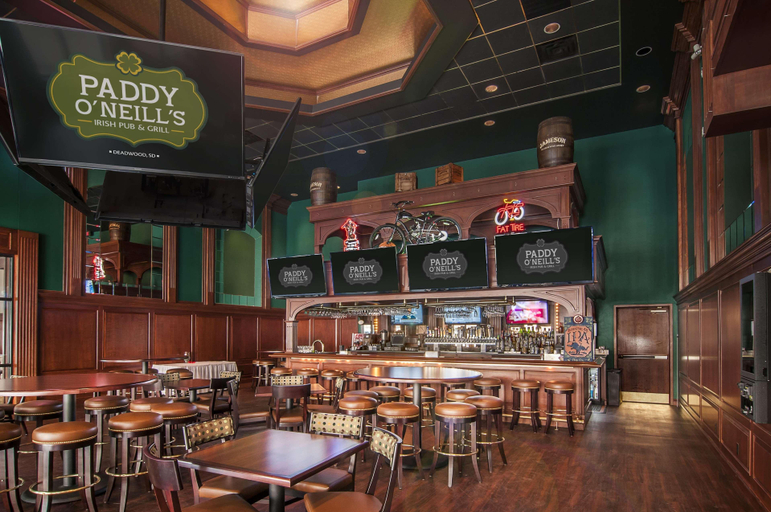 Food & Drinks 5, Hampton Inn Deadwood at Tin Lizzie Gaming Resort, Lawrence