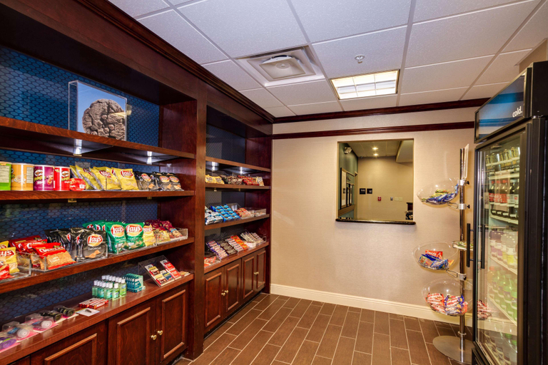 Public Area 2, Hampton Inn & Suites - Cape Coral/Fort Myers Area, Lee