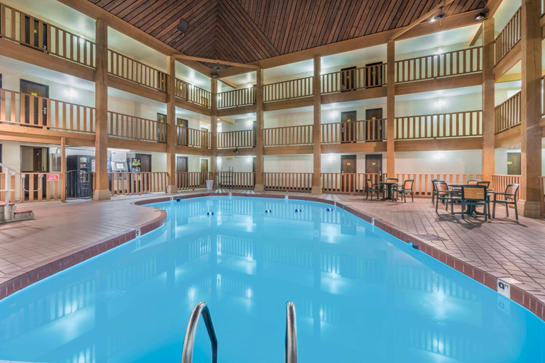 Sport & Beauty, Super 8 by Wyndham Spearfish, Lawrence