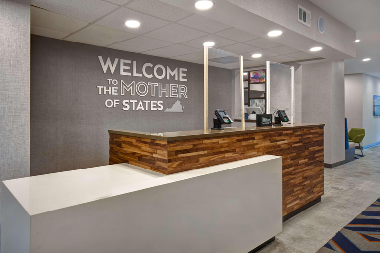 Public Area 2, Hampton Inn Potomac Mills/Woodbridge, Prince William