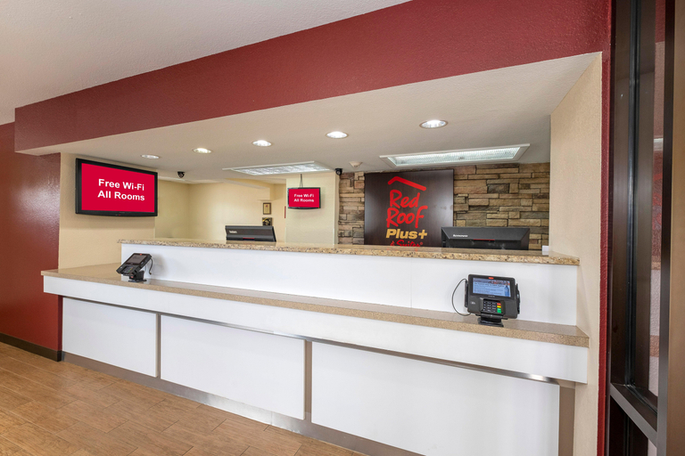 Public Area 2, Red Roof Inn PLUS+ & Suites Naples Downtown-5th Ave S, Collier