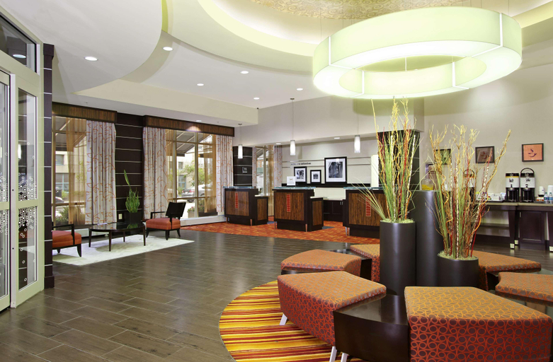 Public Area 2, Hampton Inn & Suites Columbus-Downtown, Franklin